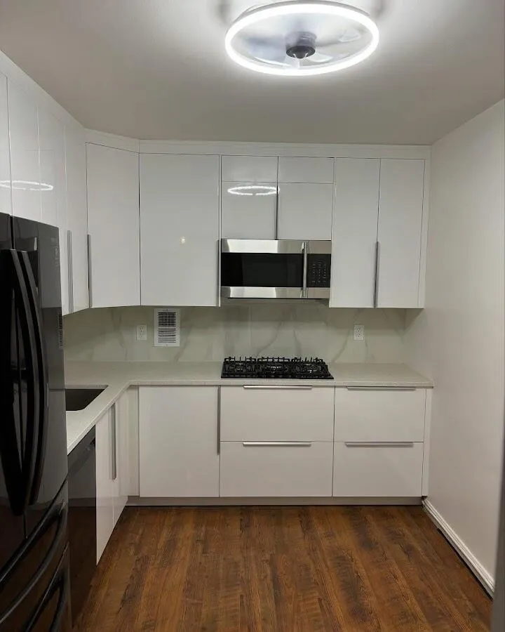 Renovated kitchen with quartz countertops in Towson